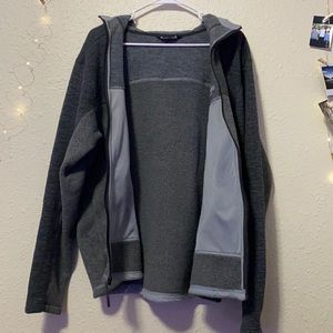 Men’s L North Face jacket